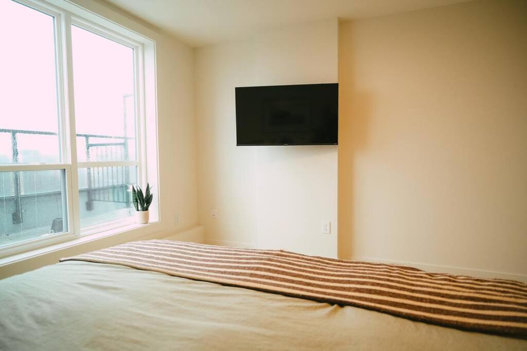 핼리팩스 Chic Cozy Retreat - 2Br - Stunning North End Views 아파트 외부 사진